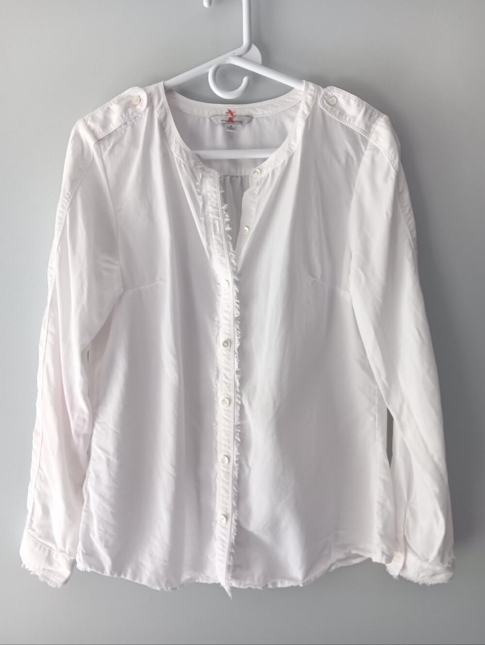 LL Bean Signature Blouse Button-up Collar-less Fringe Epaulets Long-sleeve White